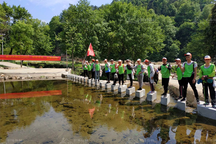 2019凱藍(lán)華中—徒步大別山，重走長(zhǎng)征路